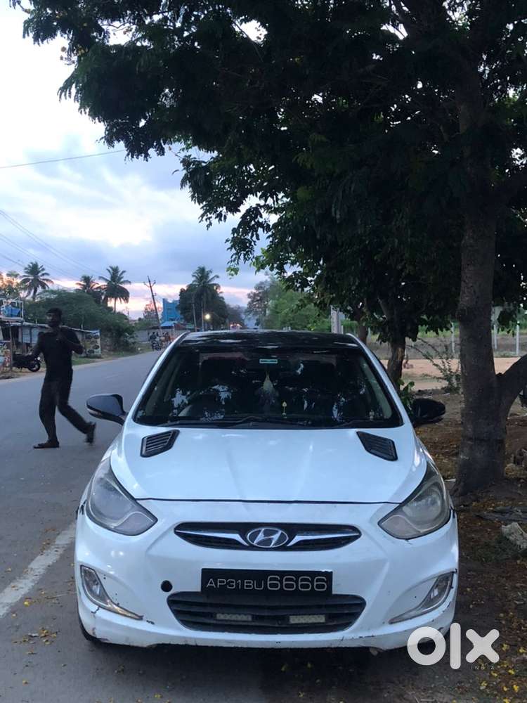 Hyundai Verna Fluidic 2013