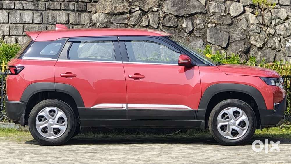 Maruti Suzuki Brezza 1.5 Vxi Smart Hybrid, 2023, Petrol