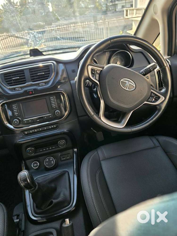 Tata Hexa 2.2 Xt 4x2 7 Str, 2017, Diesel