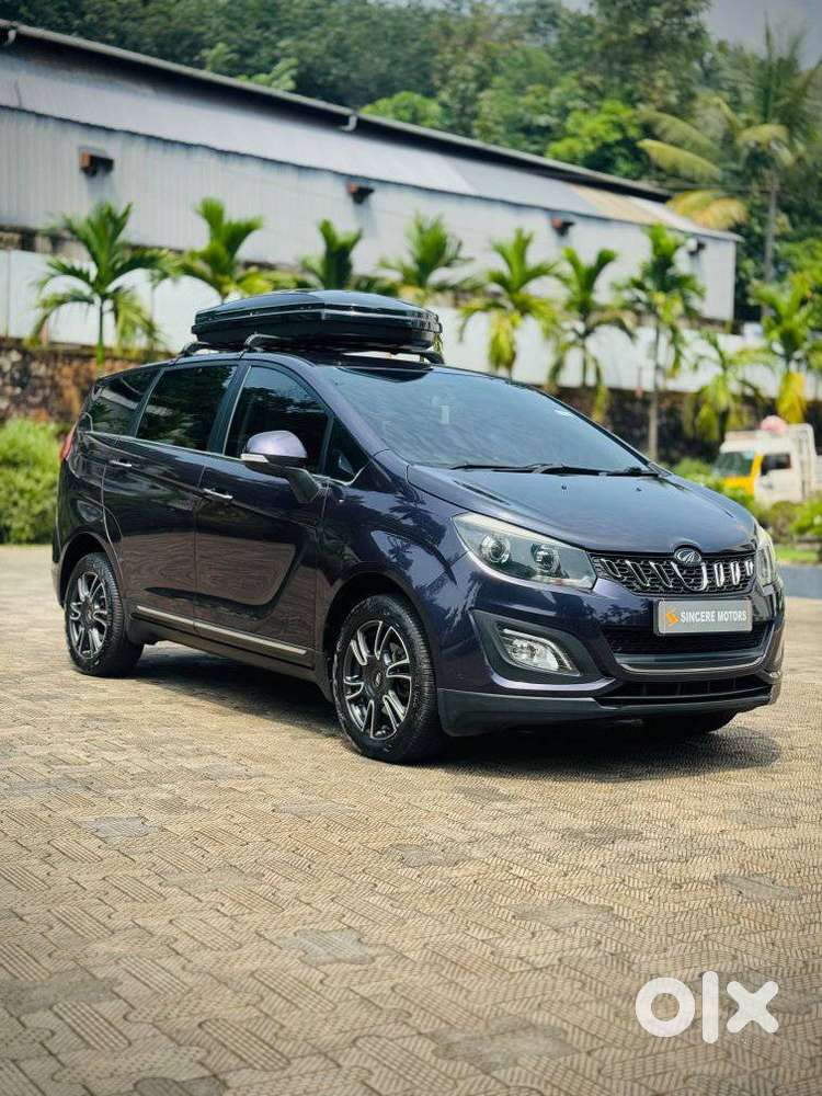 Mahindra Marazzo M8, 2018, Diesel