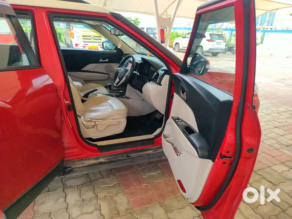 Mahindra Xuv300 2021 Variant With Sun Roof
