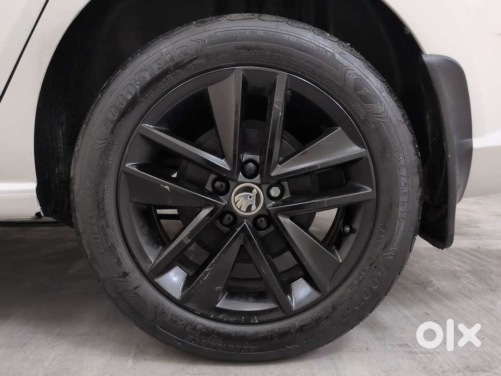 Skoda Rapid 1.0 Ambition Tsi At, 2021, Petrol