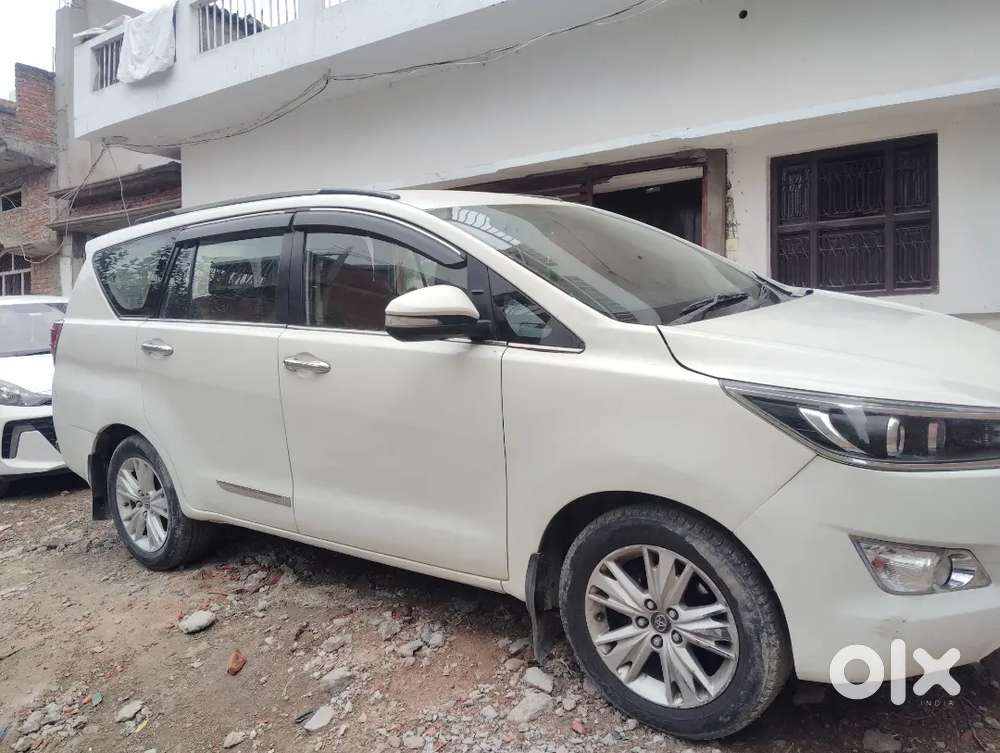 Toyota Innova Crysta 2016 Diesel 170000 Km Driven