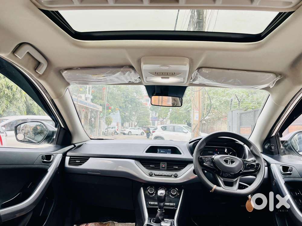 Tata Nexon 1.2 Revotron Xm (s), 2023, Petrol