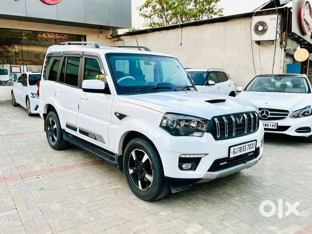 Mahindra Scorpio Classic 2.2 S 11 Mt 7 Str, 2024, Diesel