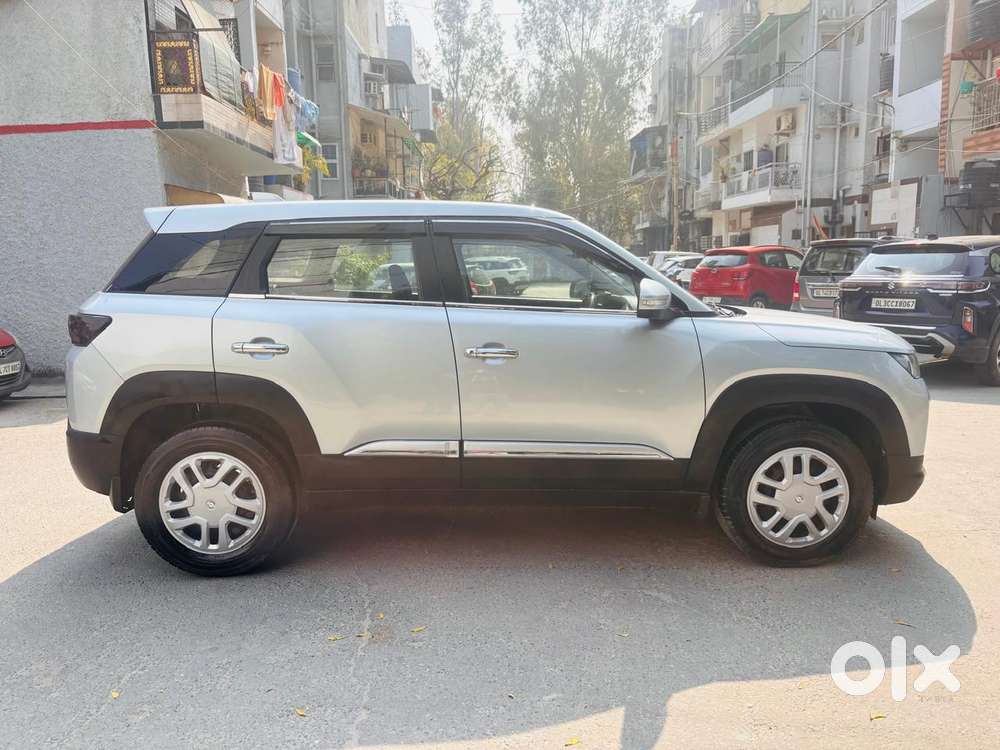 Maruti Suzuki Brezza 1.5 Lxi Smart Hybrid, 2023, Petrol
