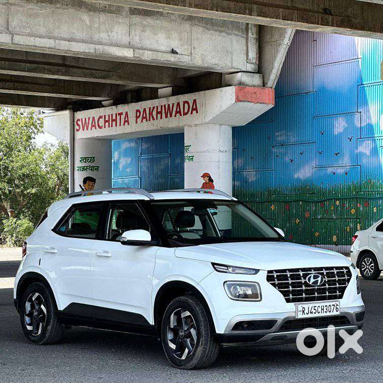 Hyundai Venue Sx Turbo, 2019, Cng & Hybrids
