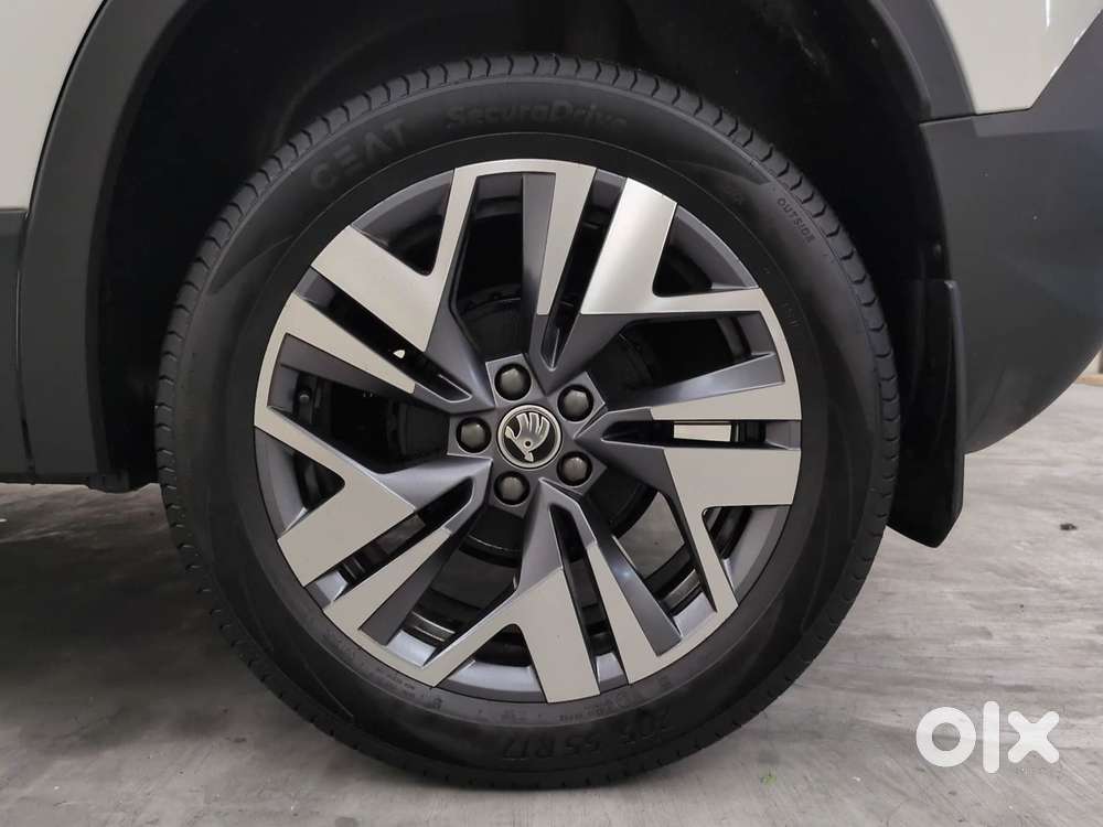 Skoda Kylaq Prestige At, 2025, Petrol