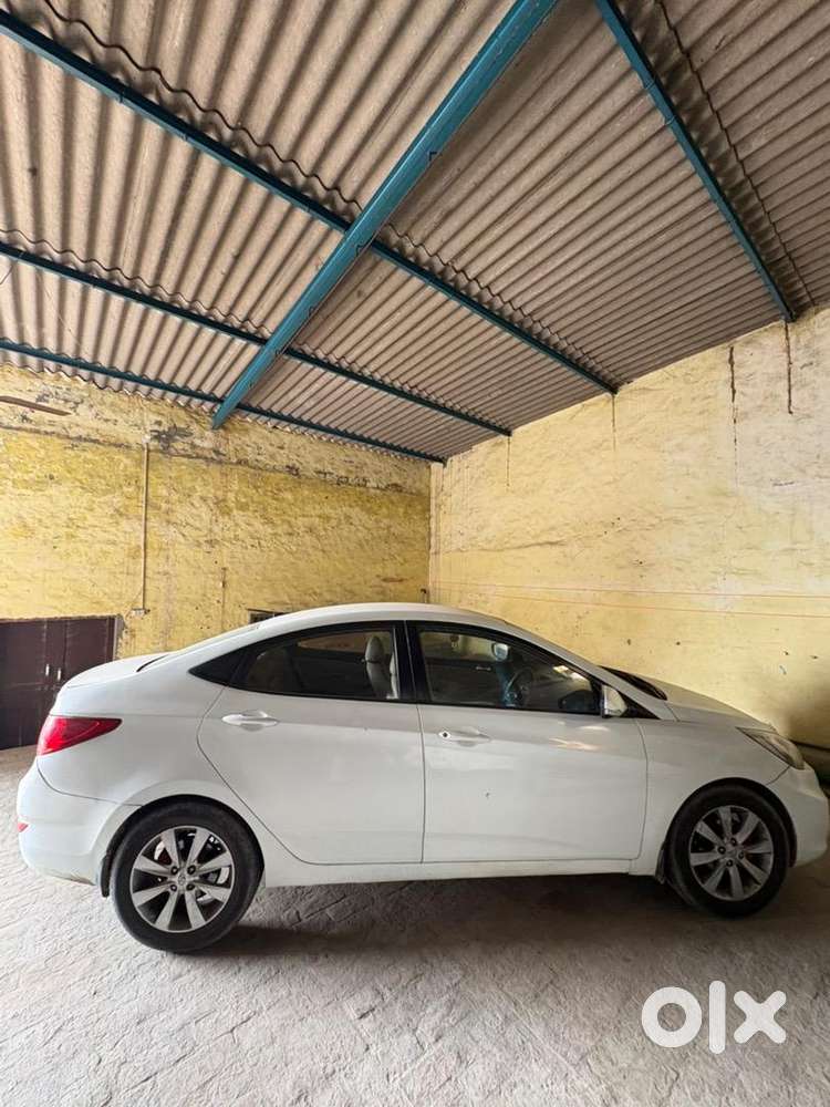 Hyundai Verna 2011 Petrol Good Condition