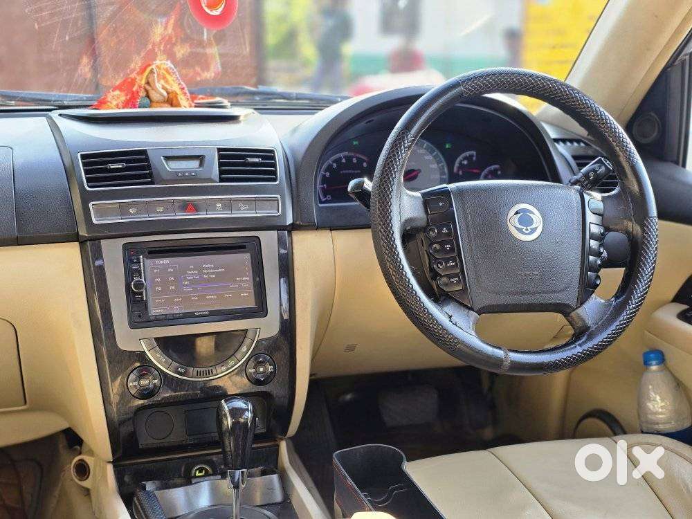 Mahindra Rexton, 2015, Diesel