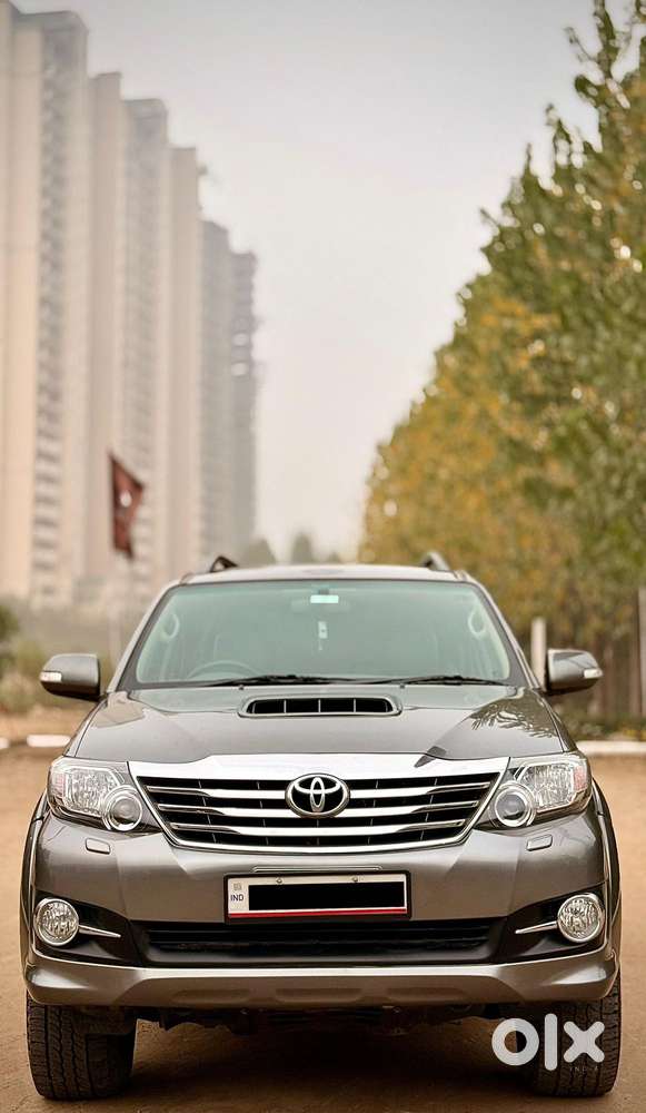 Toyota Fortuner 3.0 4x4 Manual, 2011, Diesel