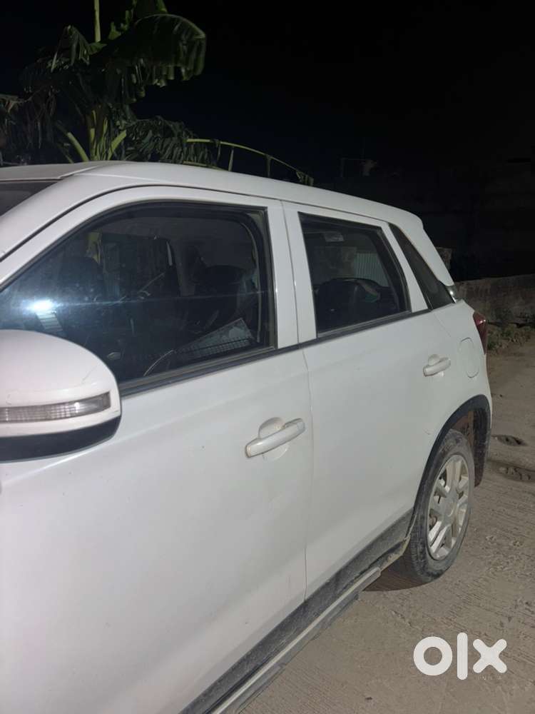 Maruti Brezza Lxi 2021
