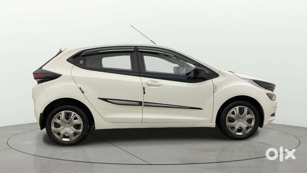 Tata Altroz Xm Plus Icng, 2023, Cng & Hybrids