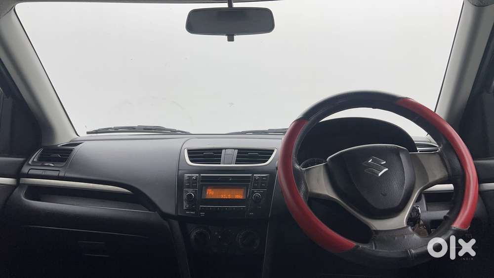 Maruti Suzuki Swift Vvt Vxi, 2016, Petrol