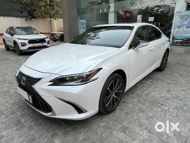 Lexus Es, 2023, Petrol