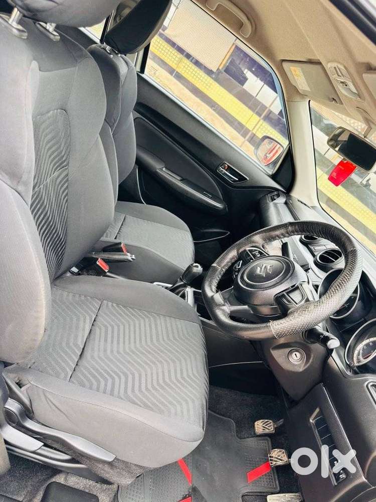Maruti Suzuki Swift Vxi + Manual, 2019, Petrol