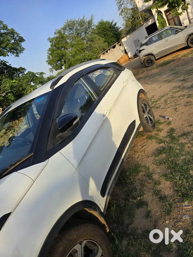 Tata Nexon 2023 Petrol 45000 Km Driven