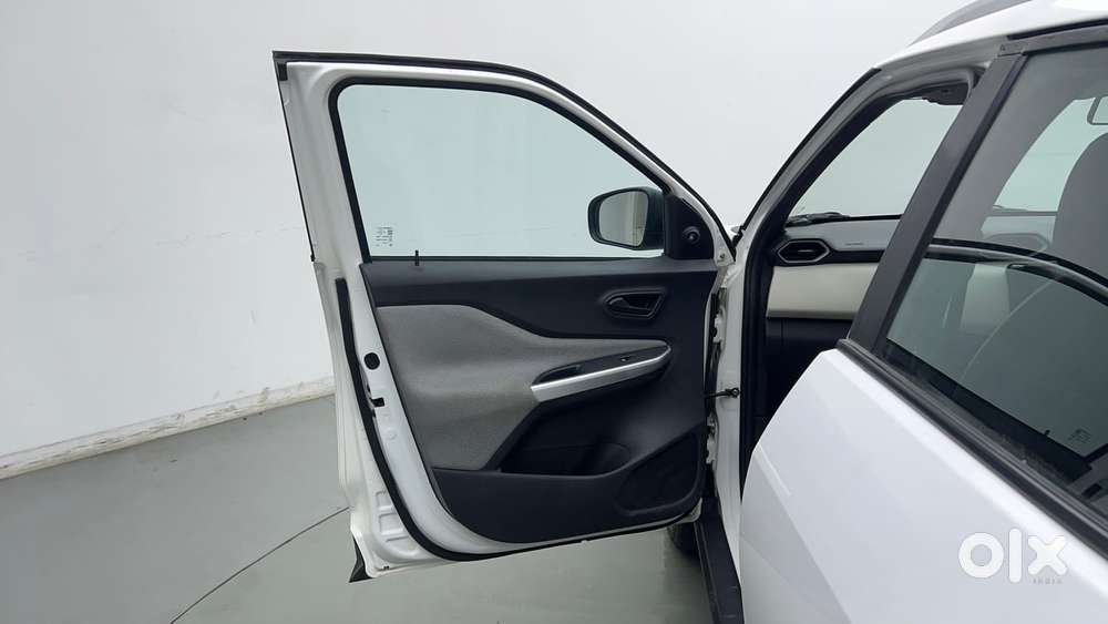 Nissan Magnite 1.0 Xe, 2023, Petrol