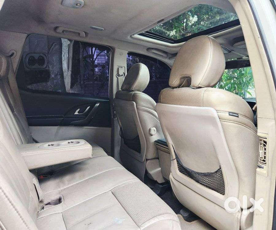 Mahindra Xuv500 2.2 W10 Sportz Edition At, 2016, Diesel