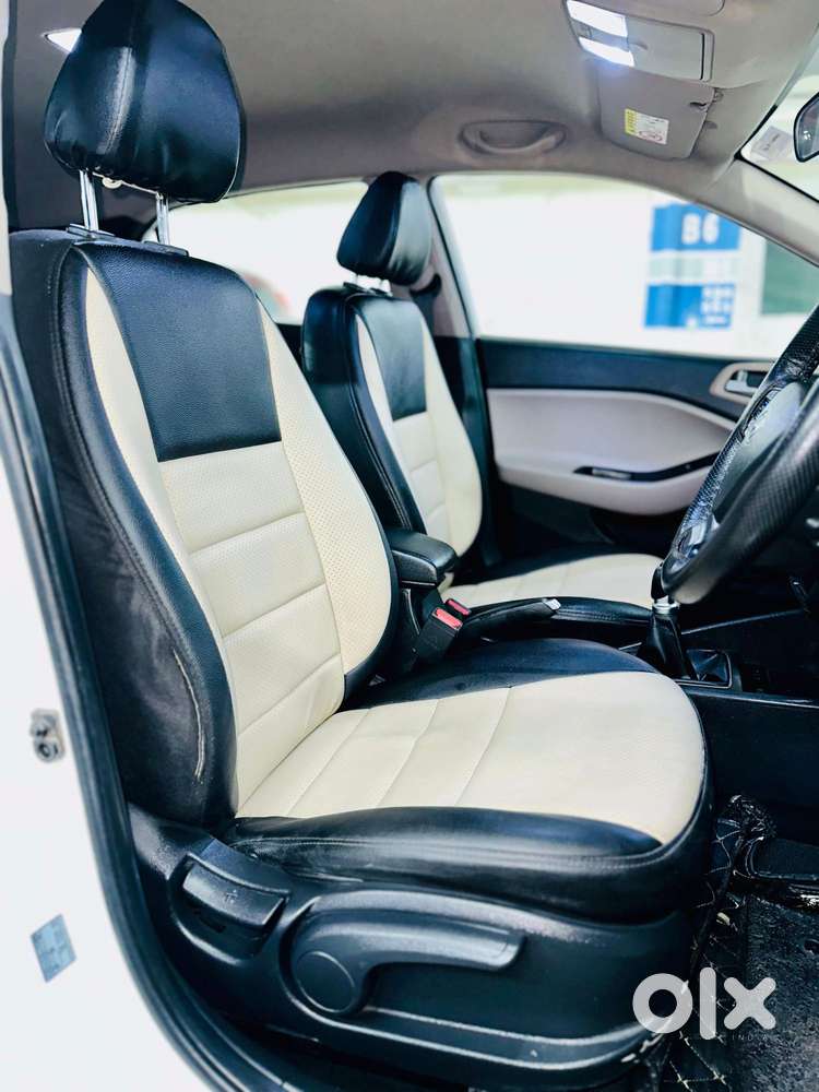 Hyundai I20 Asta (o) 1.2 Mt, 2019, Petrol