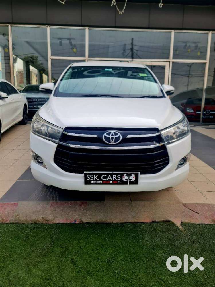 Toyota Innova Crysta 2.4 Gx Mt, 2017, Diesel