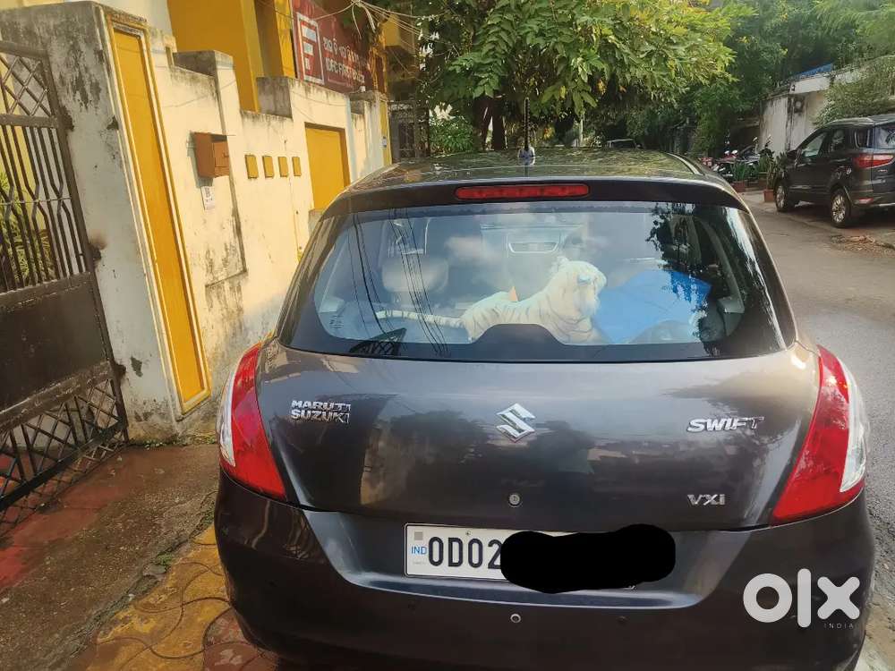 Maruti Suzuki Swift Vxi 2015