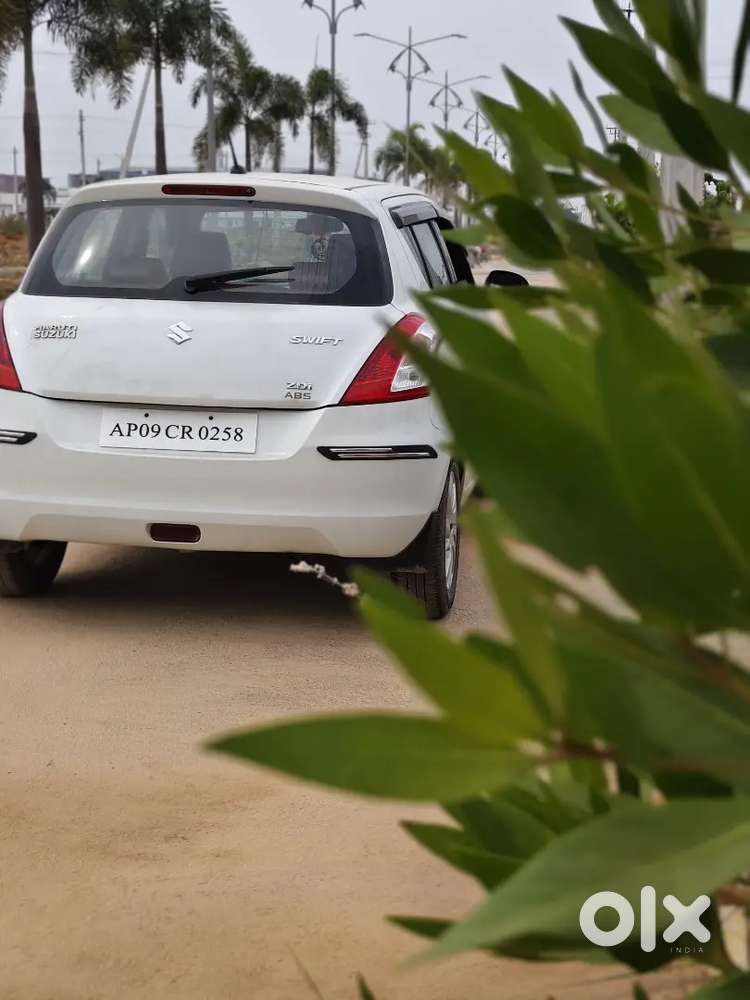 Maruti Suzuki Swift Zdi 2013