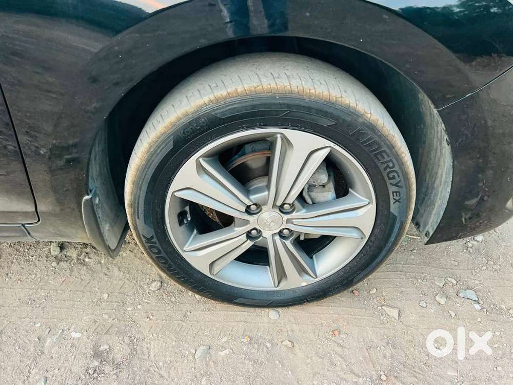 Hyundai Verna 1.6 Sx (o) Vtvt At, 2019, Petrol