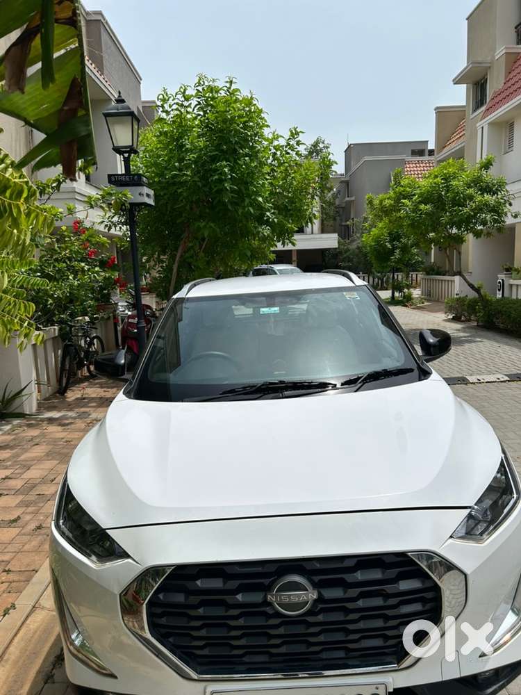 Nissan Magnite Xv Petrol 2021 - Impeccably Maintained