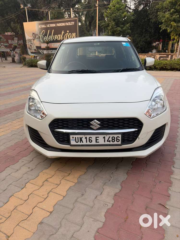 Maruti Suzuki Swift Vxi Optional, 2022, Petrol