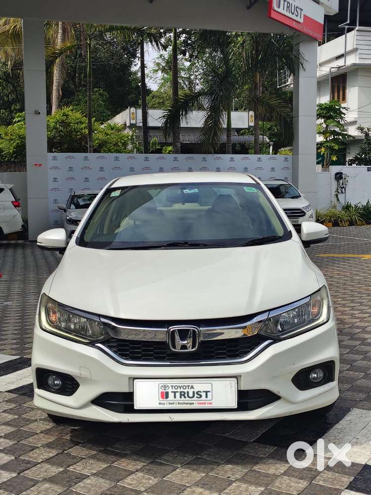 Honda City 1.5 V 4th Gen I-vtec Mt, 2018, Petrol