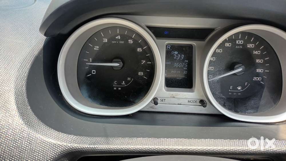 Tata Tiago Xz, 2017, Petrol