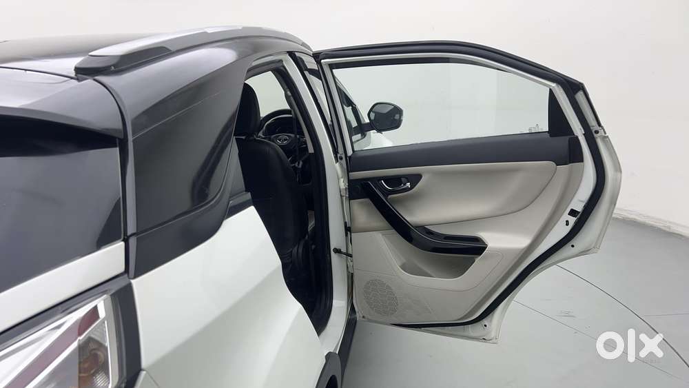 Tata Nexon 1.5 Revotorq Xz Plus Hs Dark Edition, 2022, Petrol