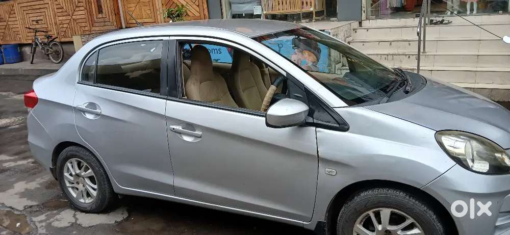 Honda Amaze 2013 Cng & Hybrids Well Maintained