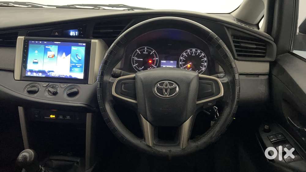 Toyota Innova Crysta [2016-2020] 2.4 Gx At 8 Str, 2016, Diesel