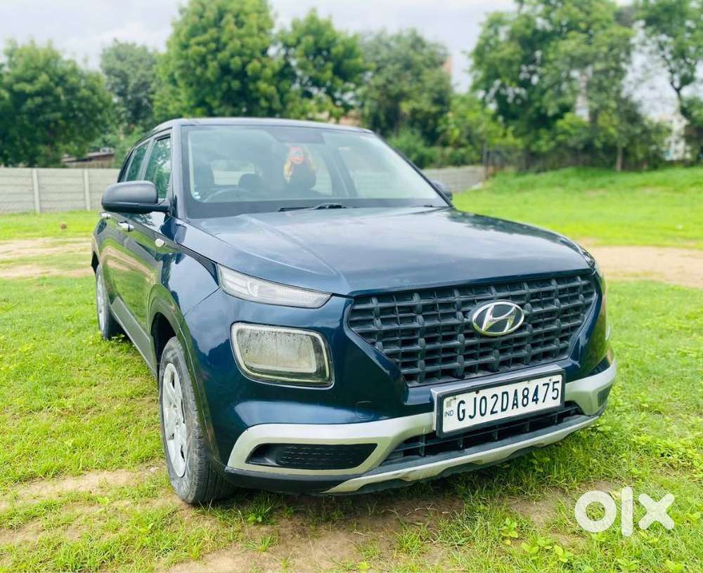 Hyundai Venue E 1.2 Petrol, 2020, Cng & Hybrids