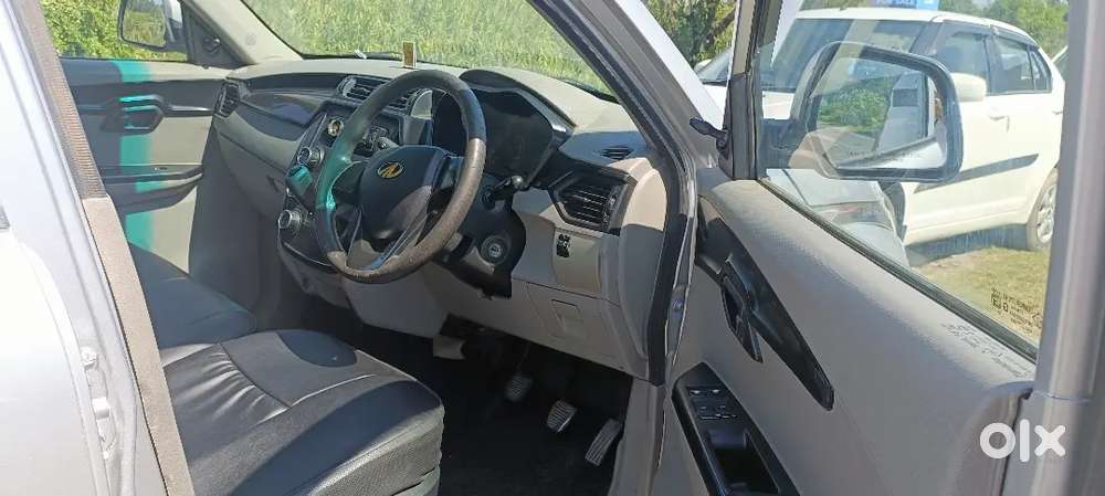 Mahindra Kuv 100 2016 Diesel 80000 Km Driven