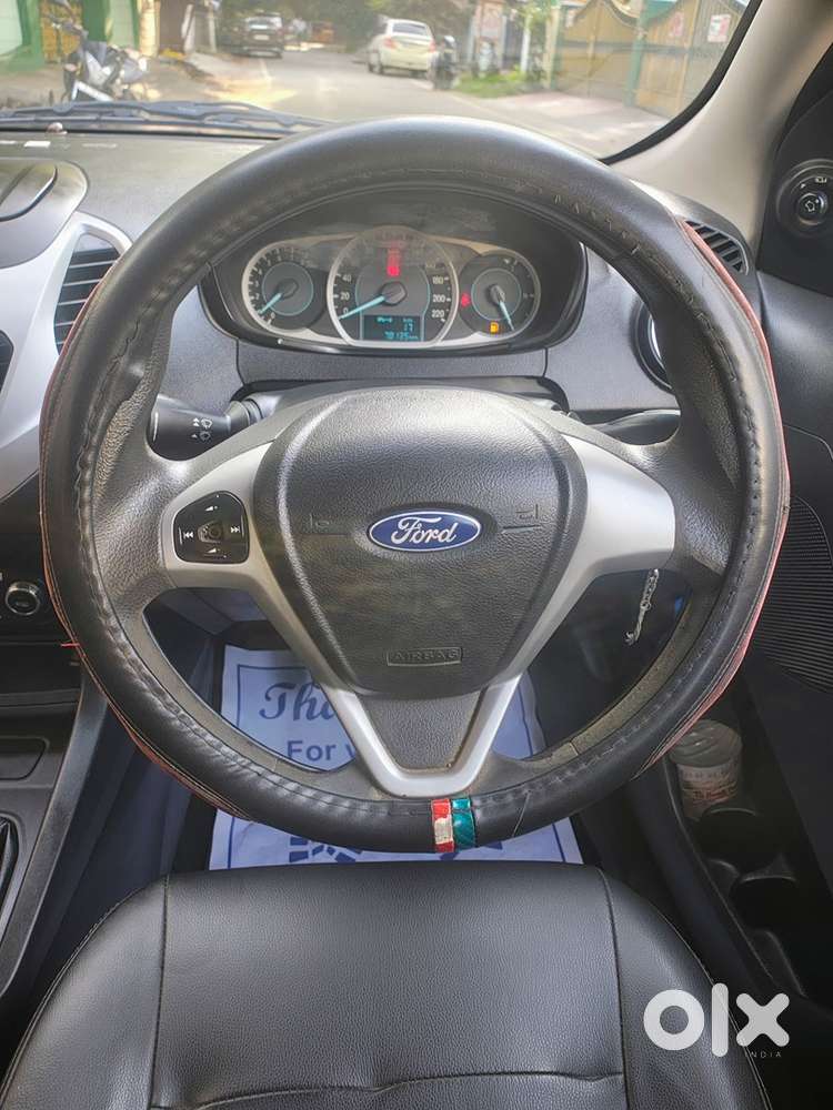 Ford Figo Titanium Petrol 2017