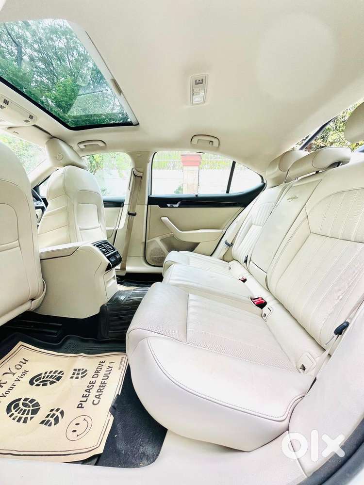 Skoda Superb L&k 1.8 Tsi At, 2019, Petrol