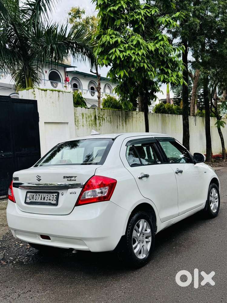 Maruti Suzuki Swift Dzire 1.2 Vxi Bsiv, 2013, Petrol