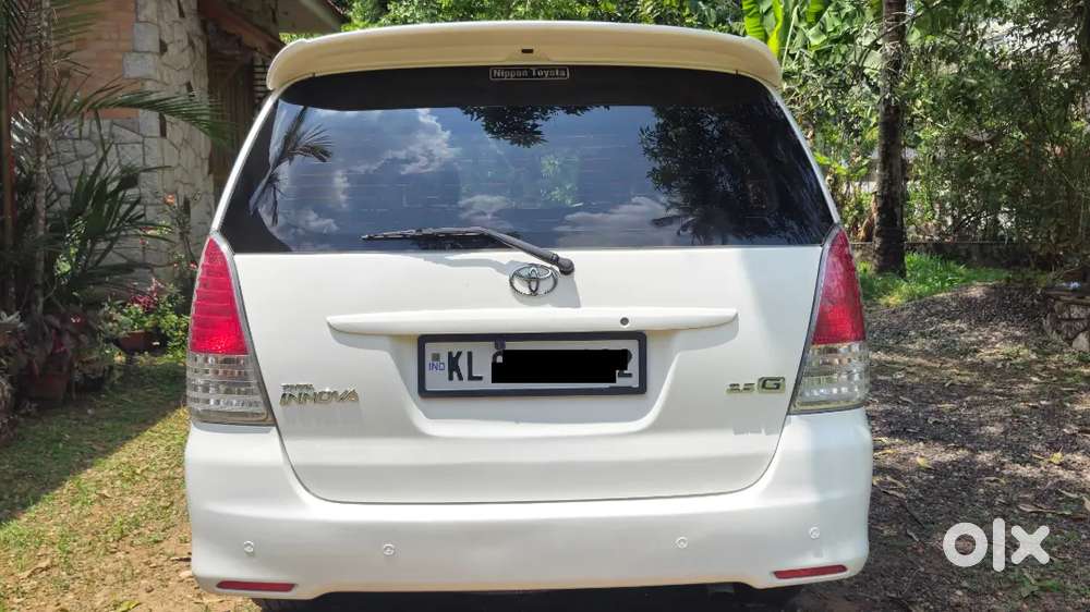 Toyota Innova 2011 Diesel Well Maintained