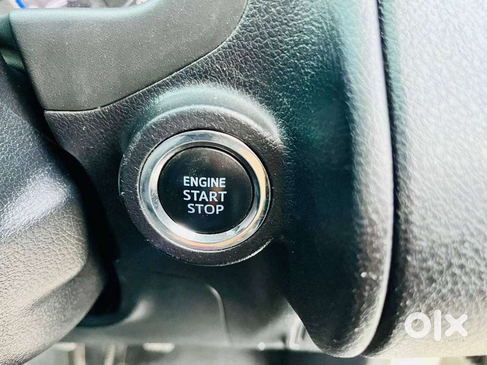 Toyota Innova Crysta 2.4 V 7 Str, 2016, Diesel
