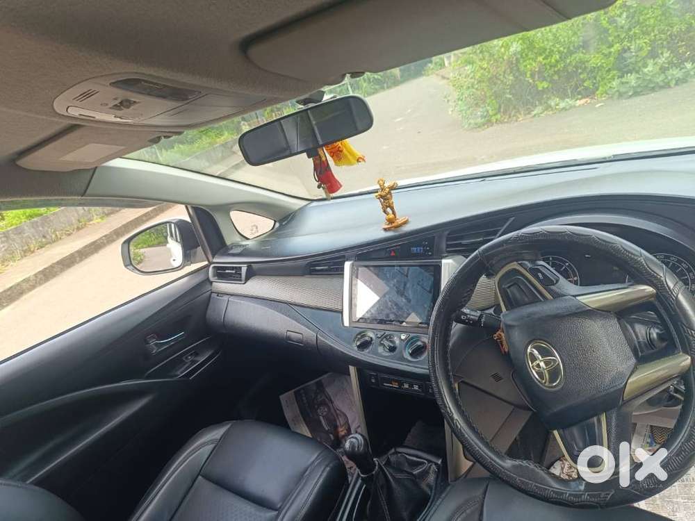 Toyota Innova Crysta 2017