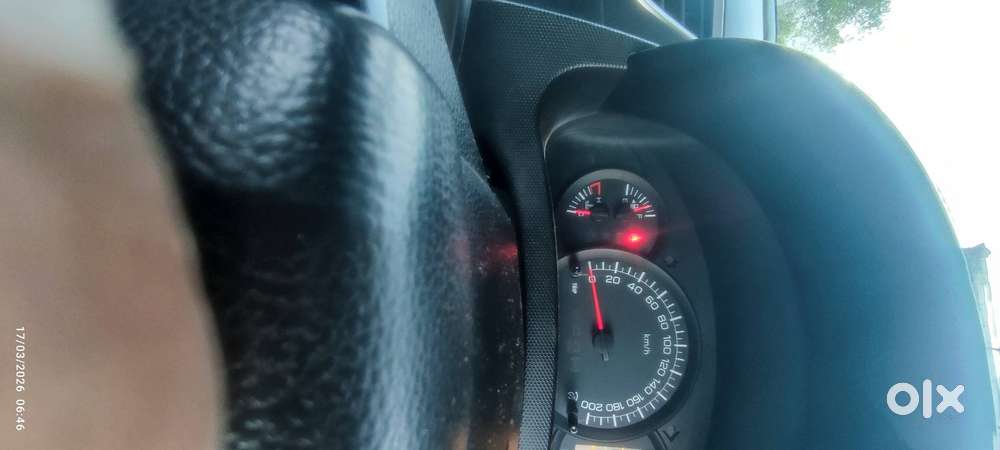 Maruti Suzuki Swift 2015 Petrol Well Maintained