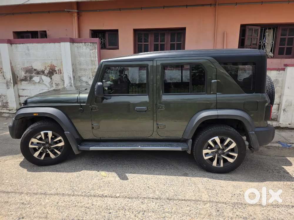 Mahindra Thar Roxx Ax7 L Diesel At 4wd 2025