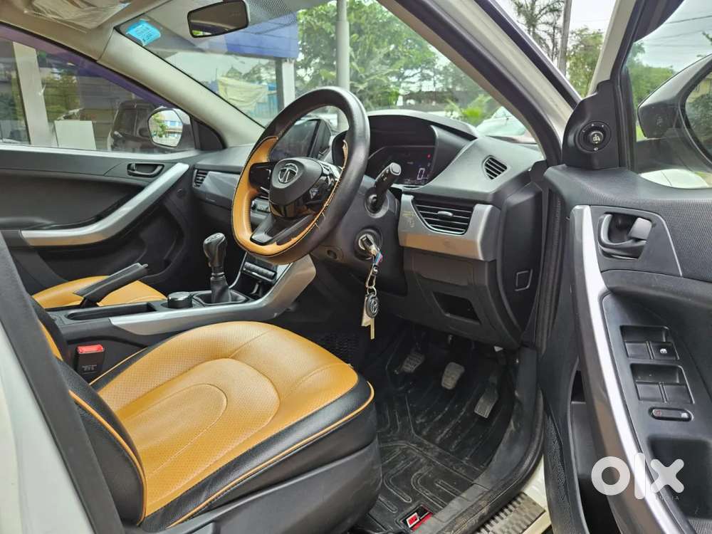 Tata Nexon 1.2 Revotron Xm, 2022, Petrol