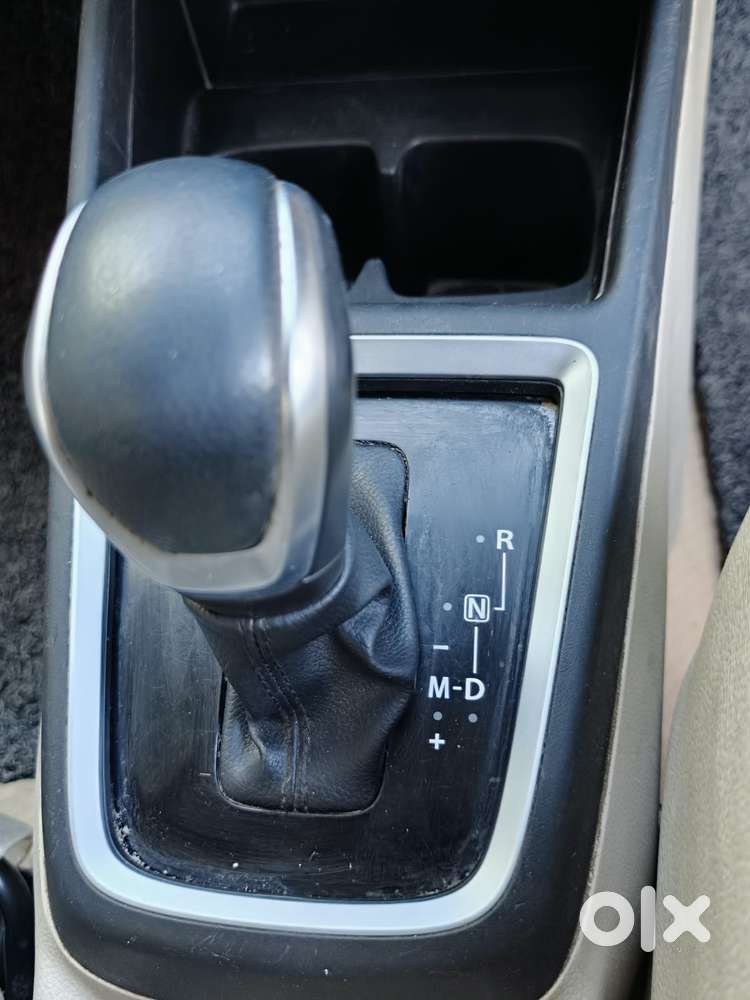 Maruti Suzuki Dzire 1.2 Zxi Amt, 2021, Petrol