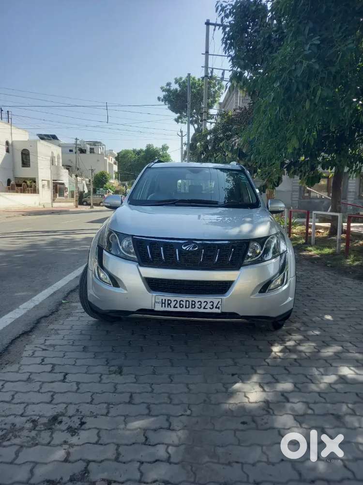 Mahindra Xuv500 2017 W10