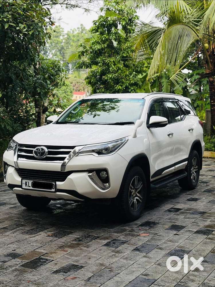 Toyota Fortuner 3.0 4x2 Automatic, 2016, Diesel
