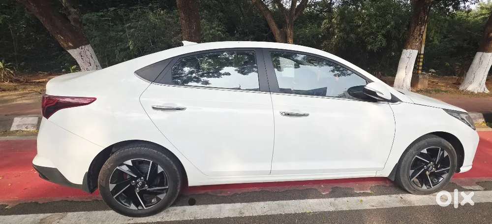 Hyundai Verna Petrol 1.5 2023